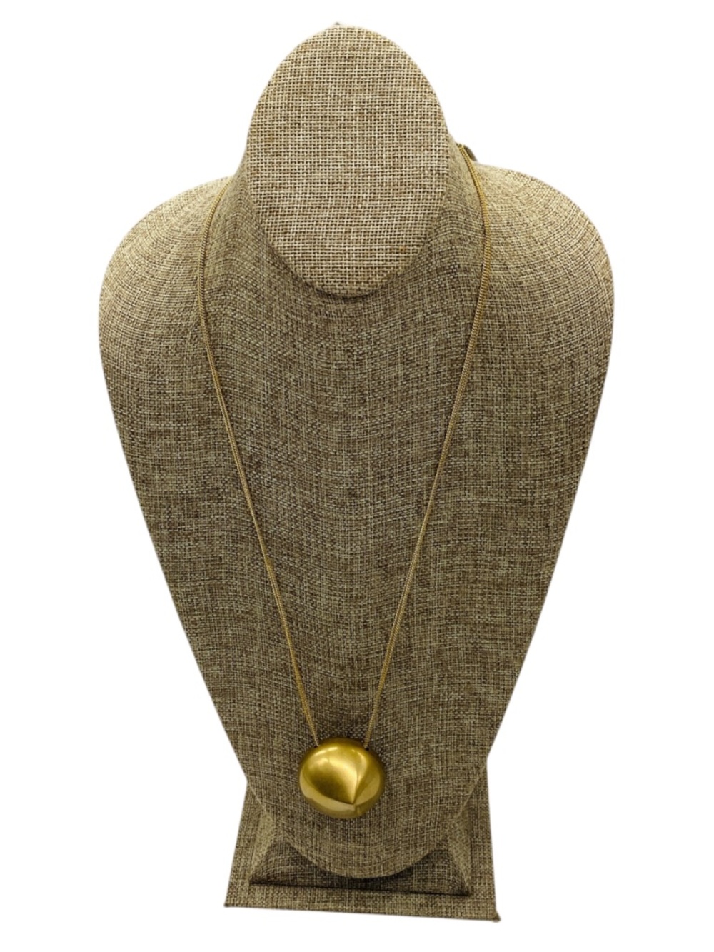 FERRAGAMO GOLD ALUMINUM AND BRASS SCULPTURAL PENDANT NECKLACE